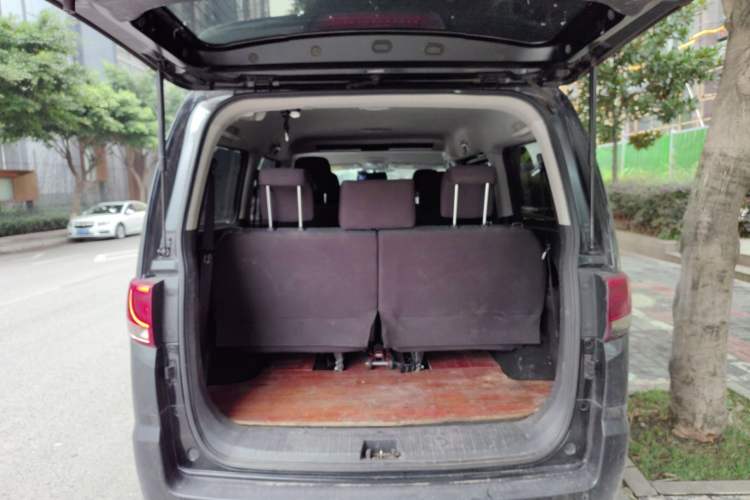 Used JAC M4 2020 2.0 CTI Diesel Manual JingShang Version China VI Standard Trunk