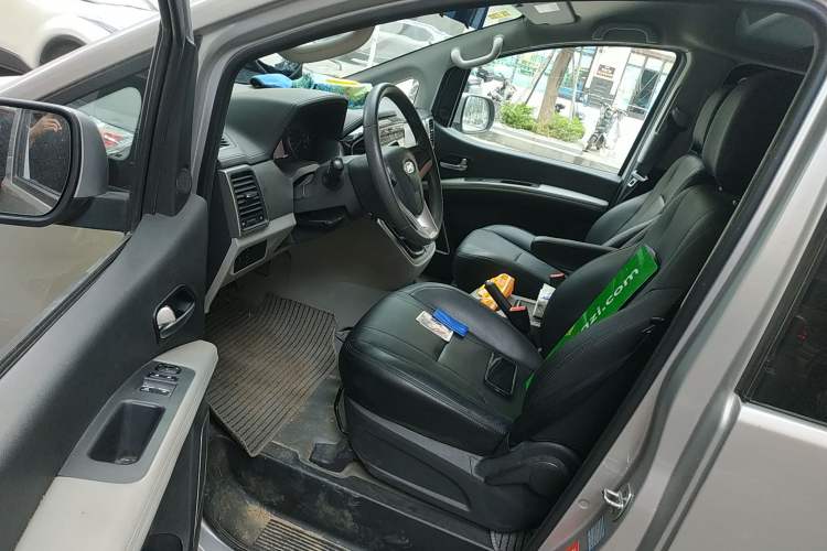Used JAC M4 2020 2.0 CTI Diesel Manual Jingrui Model China VI Standard Driver Seat