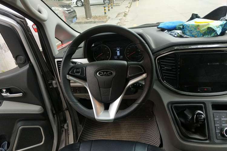 Used JAC M4 2020 2.0 CTI Diesel Manual Jingrui Model China VI Standard Steering Wheel