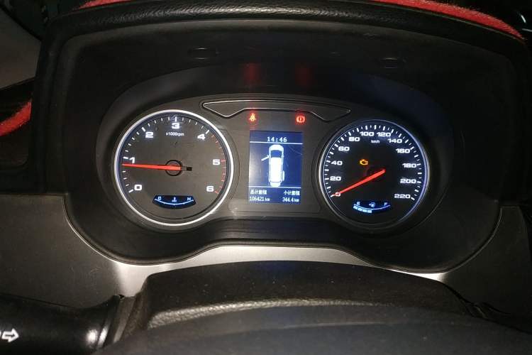 Used JAC M4 2020 2.0 CTI Diesel Manual Jingrui Model China VI Standard Instrument Cluster