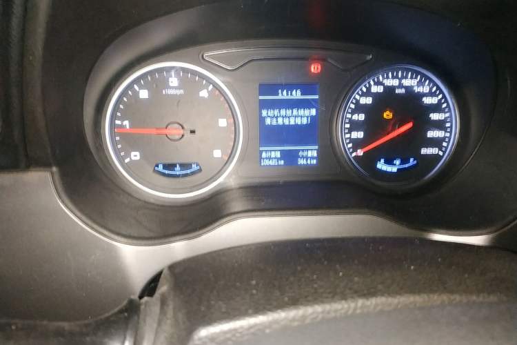 Used JAC M4 2020 2.0 CTI Diesel Manual Jingrui Model China VI Standard Odometer Close Up