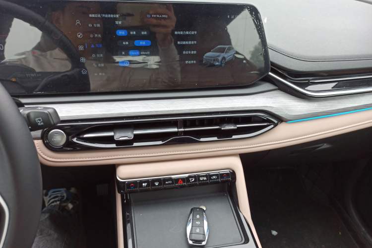 Used JAC QX PHEV 2023 120km Enjoyment Edition Audio And AC Panel