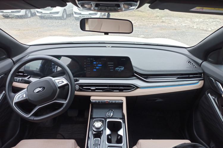 Used JAC QX PHEV 2023 120km Enjoyment Edition Center Console