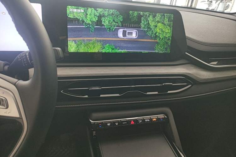 Used JAC QX PHEV 2023 120 km Kinergy Version Audio And AC Panel