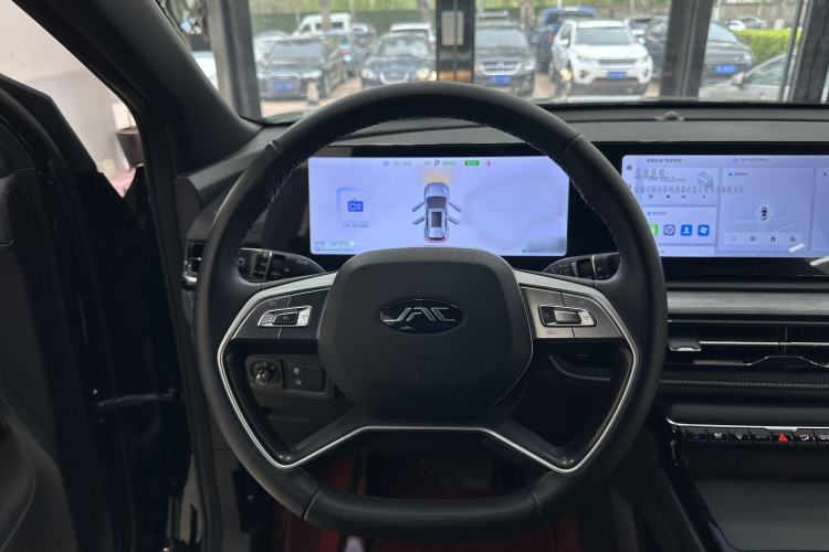 Used JAC QX PHEV 2023 120 km Kinergy Version Interior 7