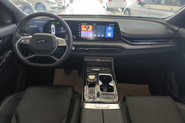 Used JAC QX PHEV 2023 120km Enjoyment Edition Center Console