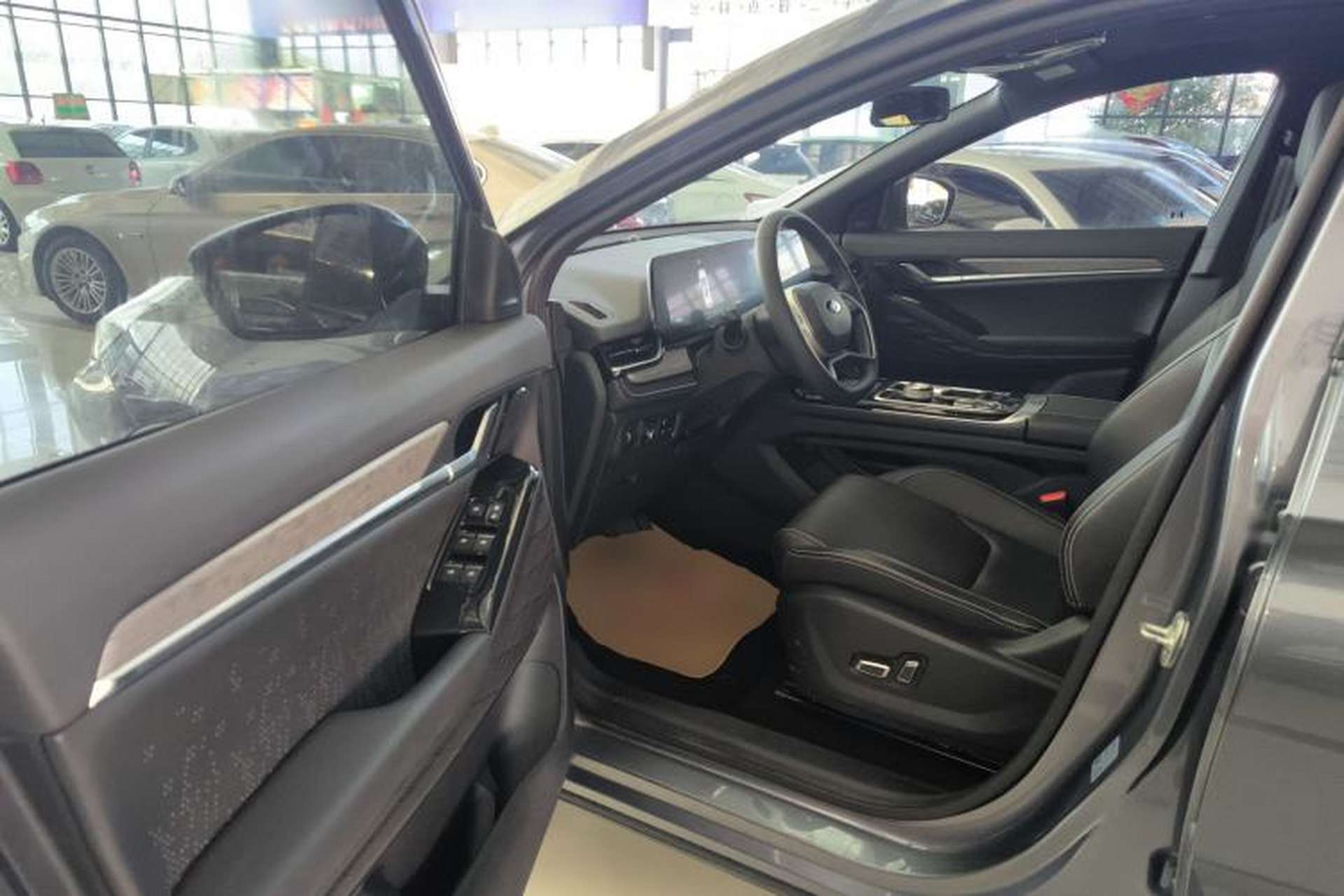 Used JAC QX PHEV 2023 120km Enjoyment Edition Driver Seat