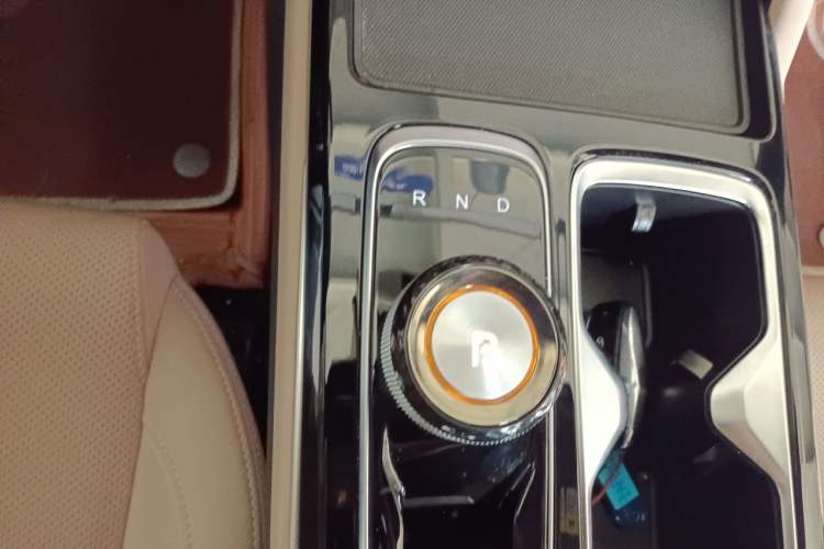 Used JAC QX PHEV 2023 120km Enjoyment Edition Gear Lever