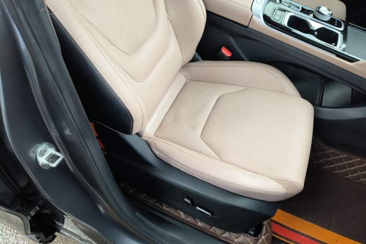 Used JAC QX PHEV 2023 120km Enjoyment Edition Right Front Seat