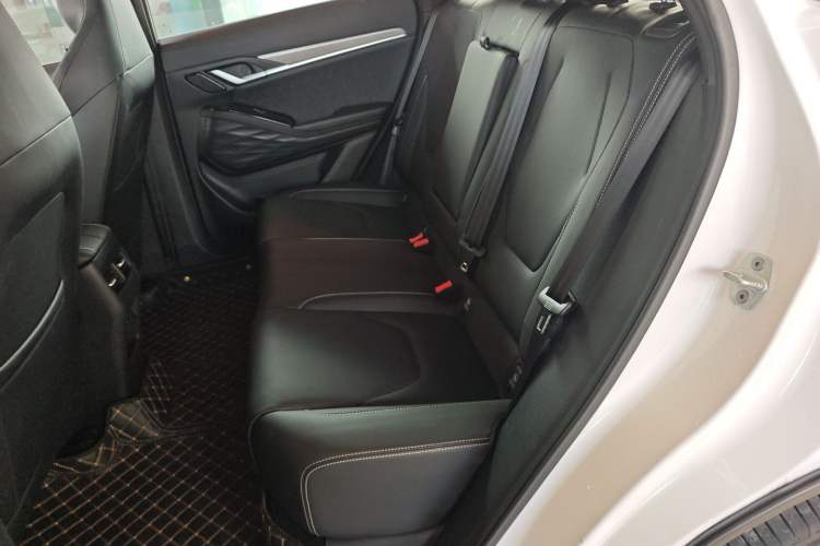 Used JAC QX PHEV 2023 120km Enjoyment Edition Left Rear Seat