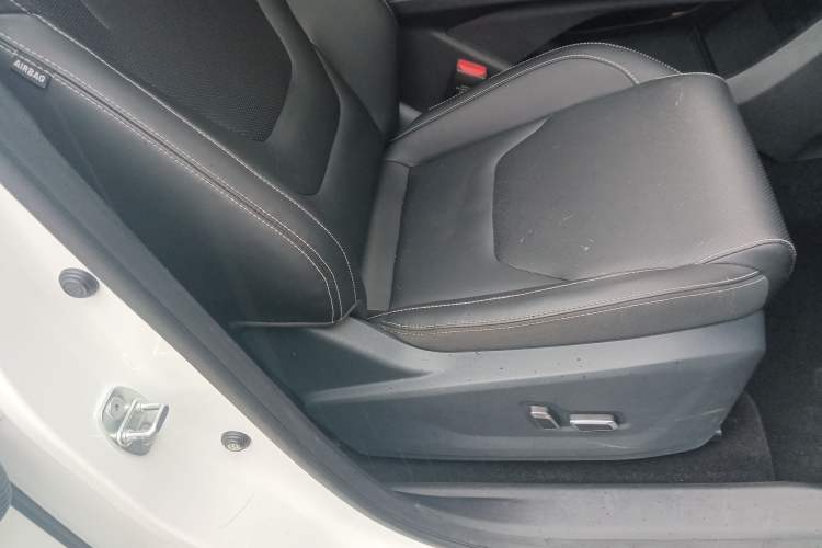 Used JAC QX PHEV 2023 120km Enjoyment Edition Right Front Seat