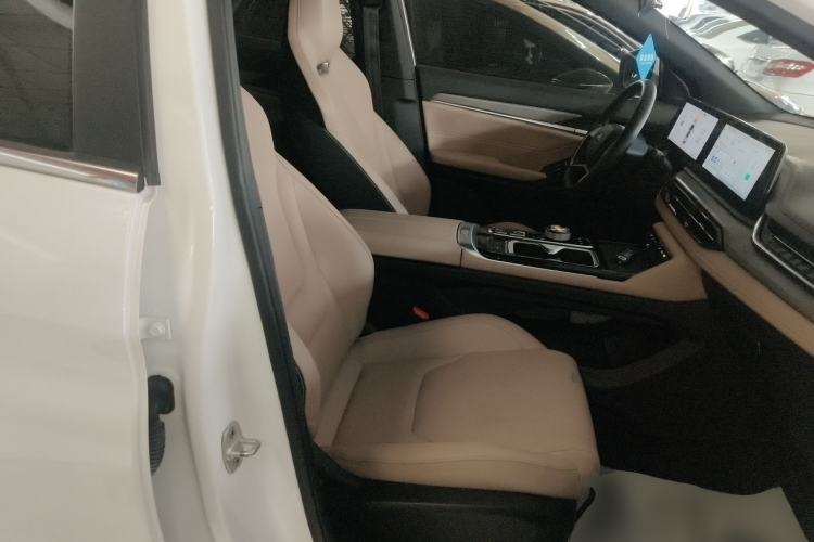 Used JAC QX PHEV 2023 120km Jingchi Edition Right Front Seat