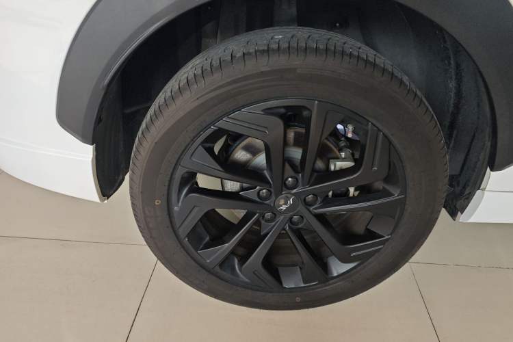 Used JAC QX PHEV 2023 120km Enjoyment Edition Right Rear Wheel Hub