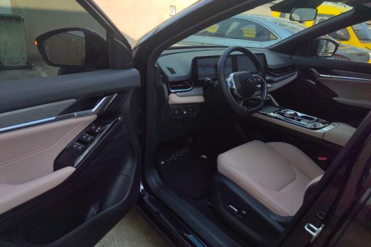 Used JAC QX PHEV 2024 120km JingXiang PRO Driver Seat