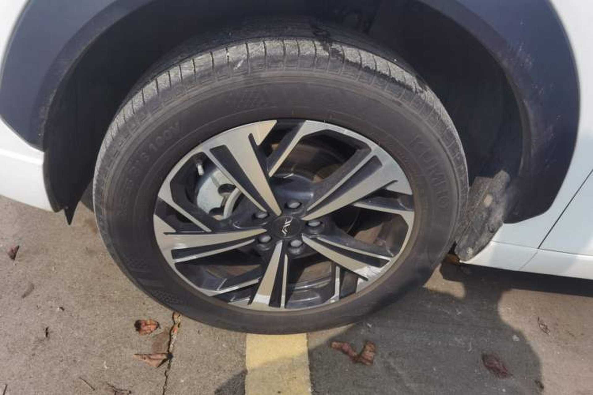 Used JAC QX PHEV 2025 120km Kinetic Edition Left Front Wheel Hub