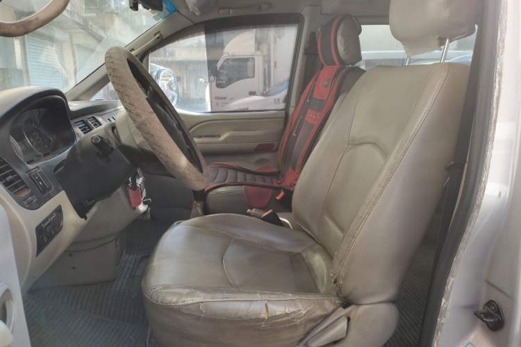 Used JAC Refine 2007 2.4L Colorful Journey CBR Gasoline Manual Standard Version HFC4GA1 Left Front Seat