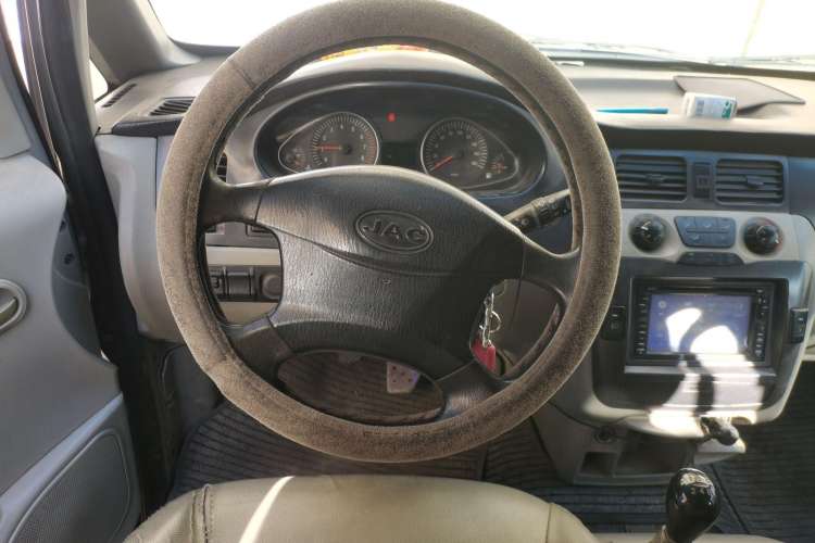 Used JAC Refine 2007 2.4L Colorful Journey CBR Gasoline Manual Standard Version HFC4GA1 Steering Wheel