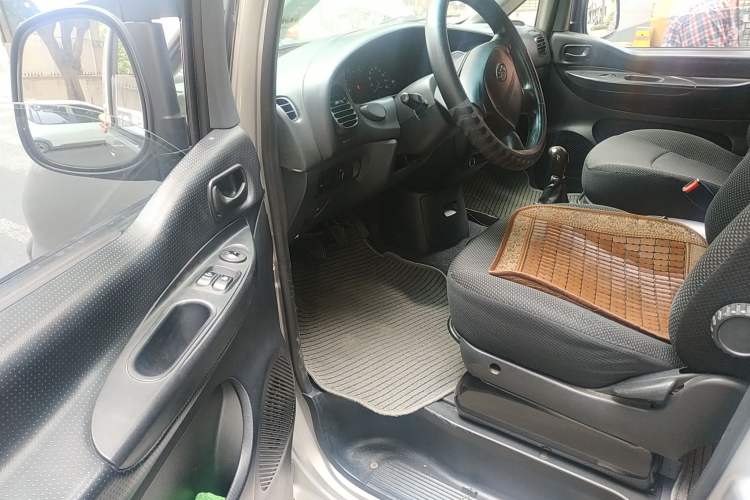 Used JAC Refine 2008 2.0L Shuttle Gasoline Basic Model with Front and Rear Air Conditioning Driver Seat