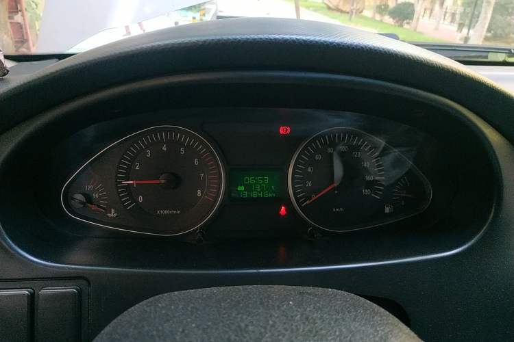 Used JAC Refine 2008 2.4L Colorful Journey Gasoline Manual Basic Version HFC4GA1-C Instrument Cluster