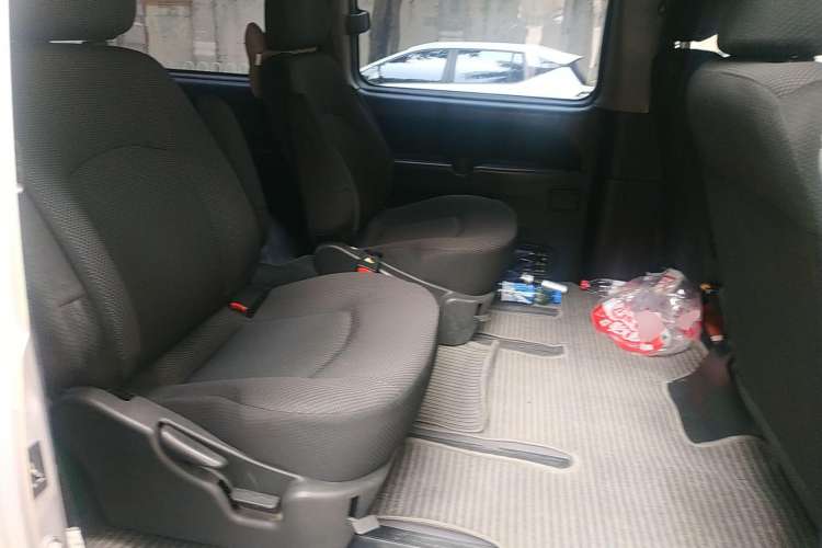 Used JAC Refine 2008 2.0L Shuttle Gasoline Basic Model with Front and Rear Air Conditioning Left Rear Seat