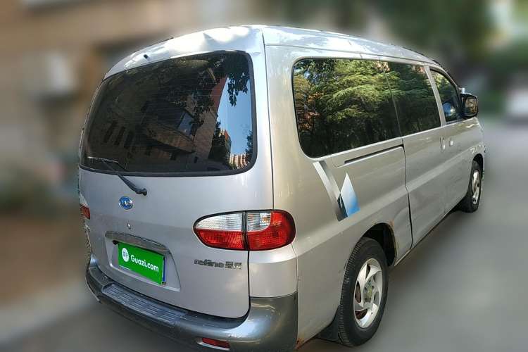 Used JAC Refine 2008 2.4L Colorful Journey Gasoline Manual Basic Version HFC4GA1-C Rear Right 45 Deg