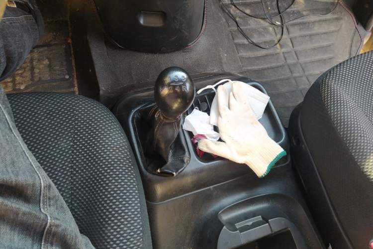 Used JAC Refine 2011 2.0L Shuttle Gasoline Standard Edition HFC4GA3 Gear Lever