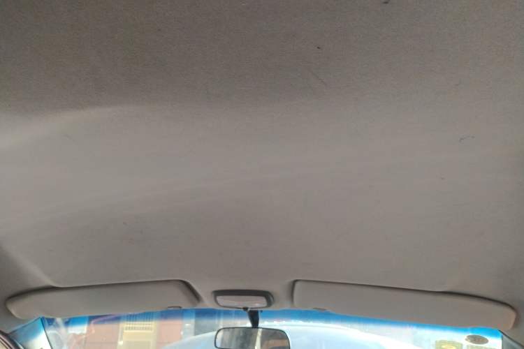 Used JAC Refine 2011 2.0L Shuttle Gasoline Standard Edition HFC4GA3 Headliner