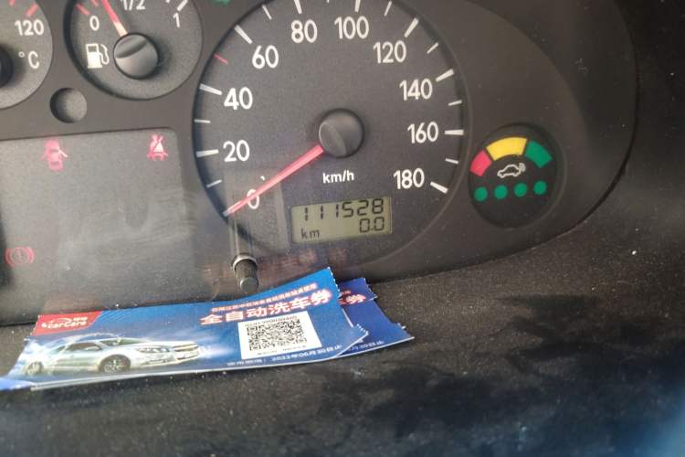 Used JAC Refine 2011 2.0L Shuttle Gasoline Standard Edition HFC4GA3 Odometer Close Up