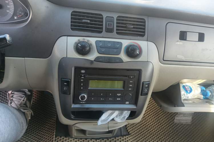 Used JAC Refine 2011 2.4L Government Procurement Version Manual Luxury Trim Audio And AC Panel