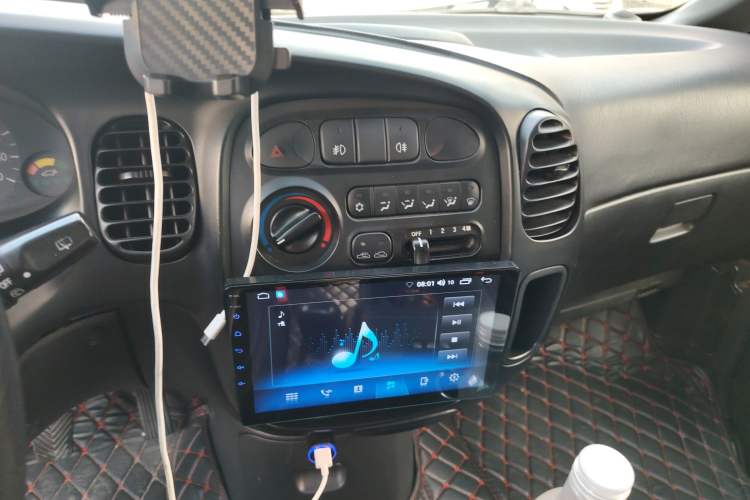 Used JAC Refine 2011 2.0L Shuttle Gasoline Standard Edition HFC4GA3 Audio And AC Panel