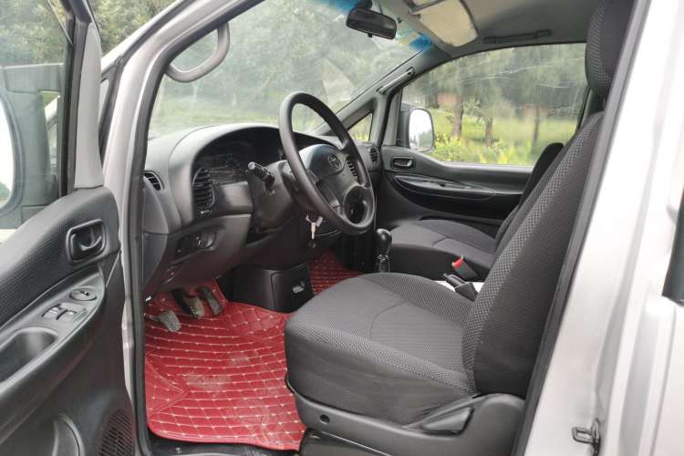 Used JAC Refine 2011 2.0L Shuttle Gasoline Comfort Edition HFC4GA3 Driver Seat