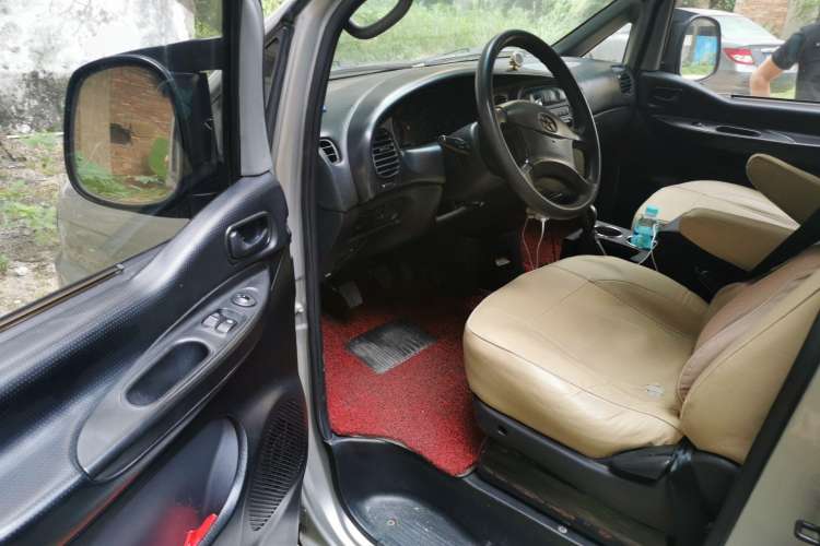 Used JAC Refine 2011 2.0L Shuttle Gasoline Comfort Edition HFC4GA3 Driver Seat