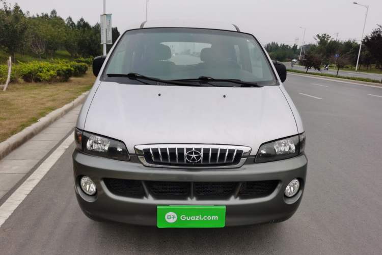 Used JAC Refine 2011 2.0L Shuttle Gasoline Comfort Edition HFC4GA3 Front