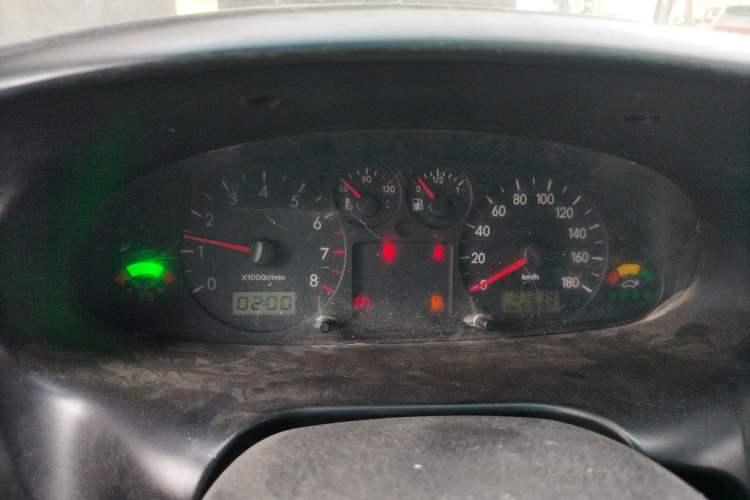 Used JAC Refine 2011 2.0L Shuttle Gasoline Standard Edition HFC4GA3 Instrument Cluster