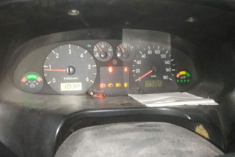 Used JAC Refine 2011 2.8T Shuttle Diesel Standard Version HFC4DA1-2B1 Instrument Cluster