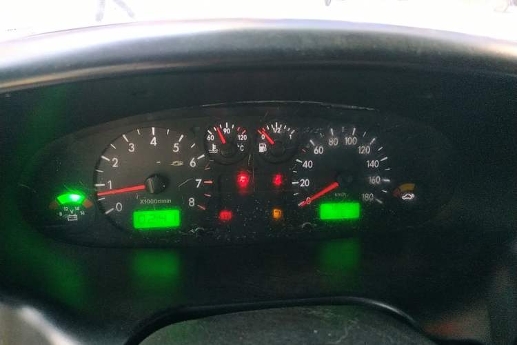 Used JAC Refine 2011 2.0L Shuttle Gasoline Comfort Edition HFC4GA3 Instrument Cluster