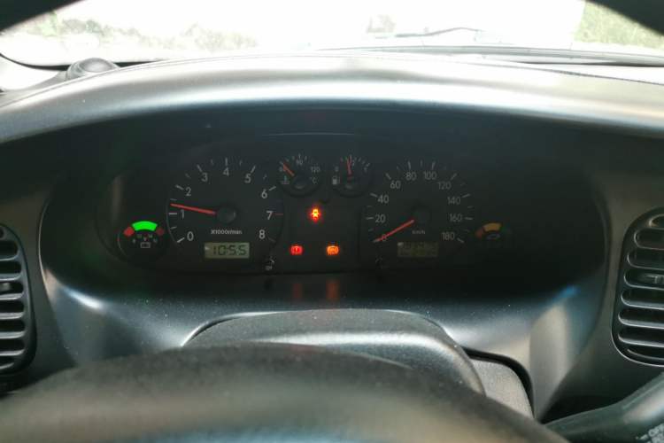 Used JAC Refine 2011 2.0L Shuttle Gasoline Comfort Edition HFC4GA3 Instrument Cluster
