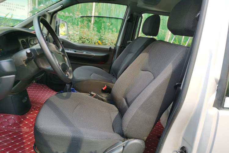 Used JAC Refine 2011 2.0L Shuttle Gasoline Standard Edition HFC4GA3 Interior 1