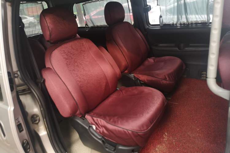 Used JAC Refine 2011 2.0L Shuttle Gasoline Comfort Edition HFC4GA3 Left Rear Seat