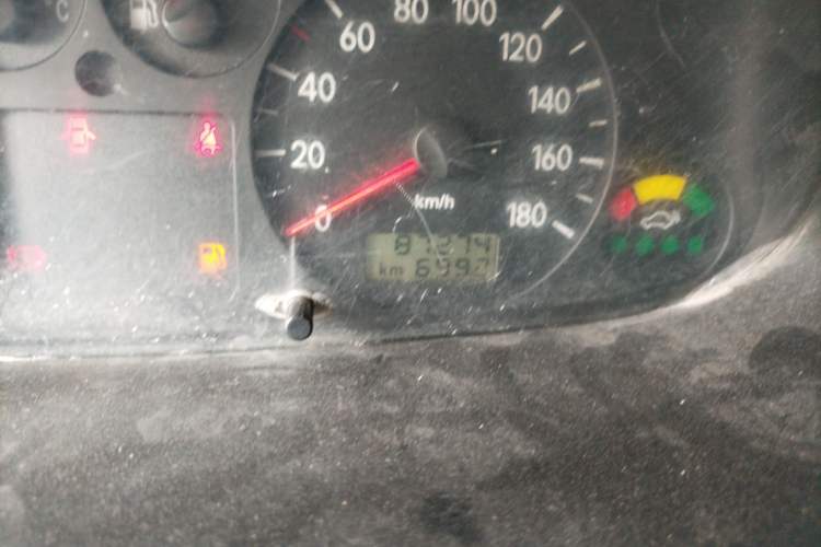 Used JAC Refine 2011 2.0L Shuttle Gasoline Standard Edition HFC4GA3 Odometer Close Up
