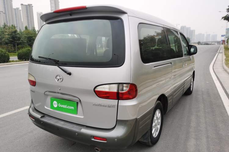 Used JAC Refine 2011 2.0L Shuttle Gasoline Comfort Edition HFC4GA3 Rear Right 45 Deg