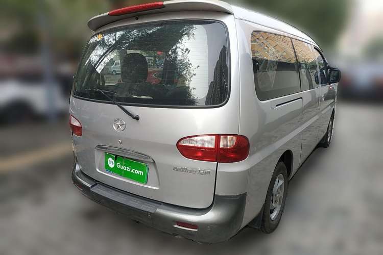Used JAC Refine 2011 2.0L Shuttle Gasoline Comfort Edition HFC4GA3 Rear Right 45 Deg