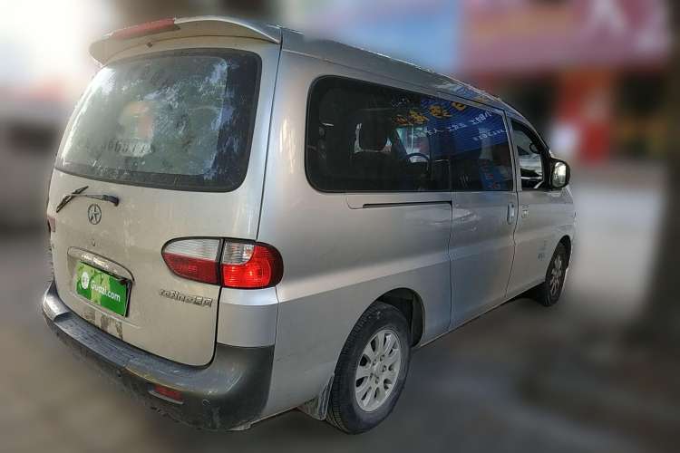 Used JAC Refine 2011 2.0L Shuttle Gasoline Comfort Edition HFC4GA3 Rear Right 45 Deg
