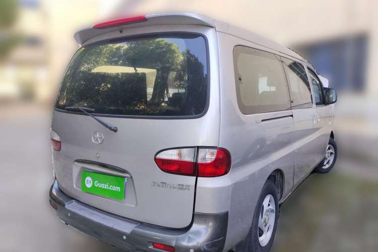 Used JAC Refine 2011 2.0L Shuttle Gasoline Comfort Edition HFC4GA3 Rear Right 45 Deg