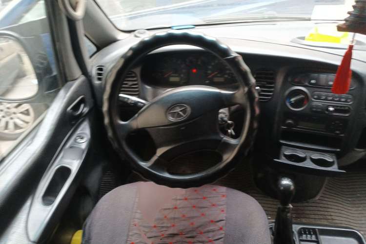 Used JAC Refine 2011 2.0L Shuttle Gasoline Comfort Edition HFC4GA3 Steering Wheel