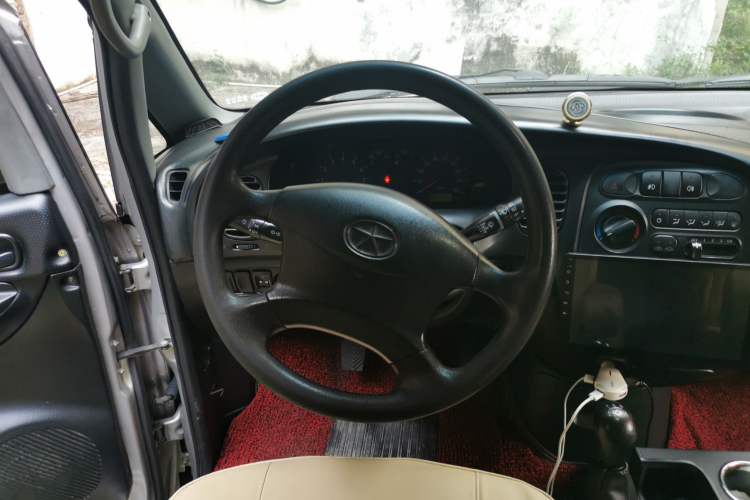 Used JAC Refine 2011 2.0L Shuttle Gasoline Comfort Edition HFC4GA3 Steering Wheel