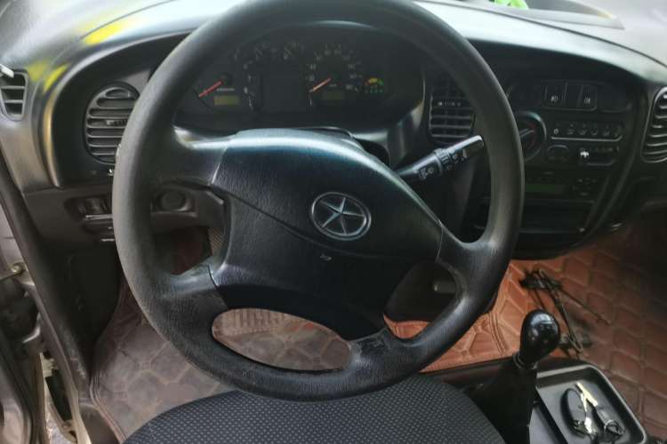 Used JAC Refine 2011 2.0L Shuttle Gasoline Comfort Edition HFC4GA3 Steering Wheel