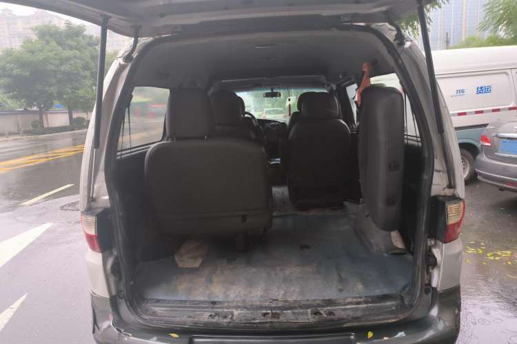 Used JAC Refine 2011 2.0L Shuttle Gasoline Comfort Edition HFC4GA3 Trunk