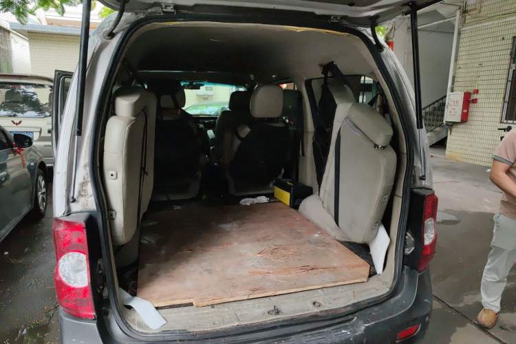 Used JAC Refine 2011 2.4L Government Procurement Version Manual Luxury Trim Trunk