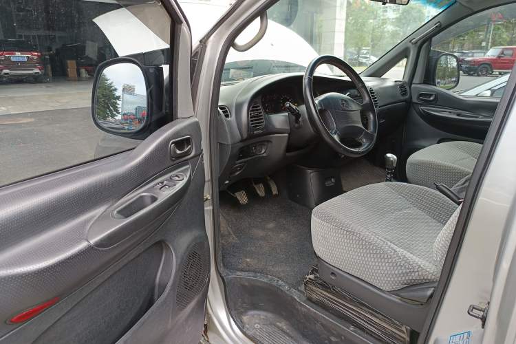 Used JAC Refine 2012 1.9T Shuttle Diesel Comfort Version HFC4DB1-2C Driver Seat
